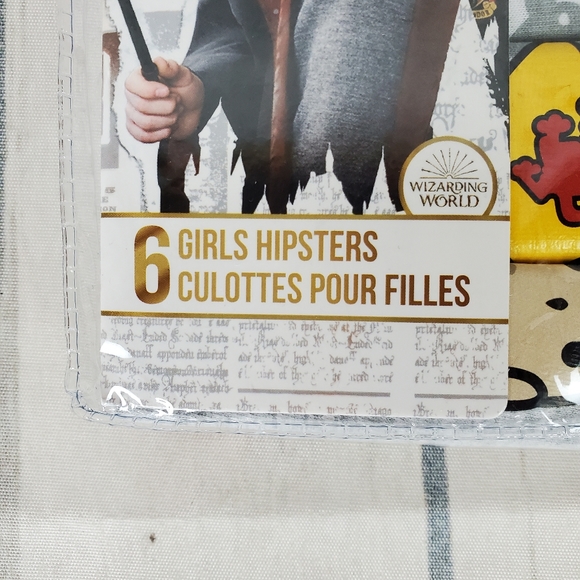 Harry Potter 6 Pack Girls Hipsters Briefs Size 6 Hogwarts - Picture 3 of 6